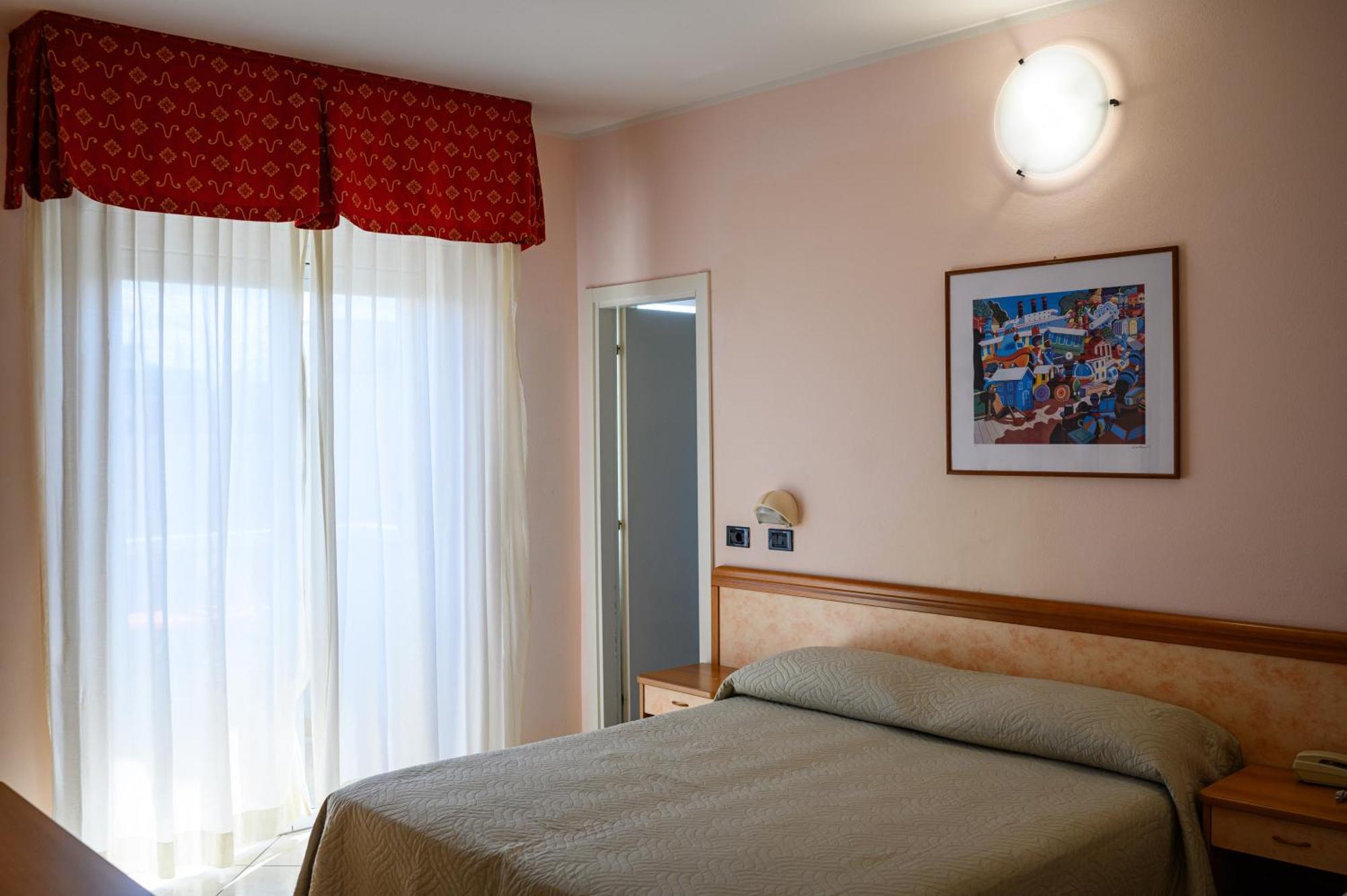 Hotel De Paris 丽都迪萨维奥 外观 照片